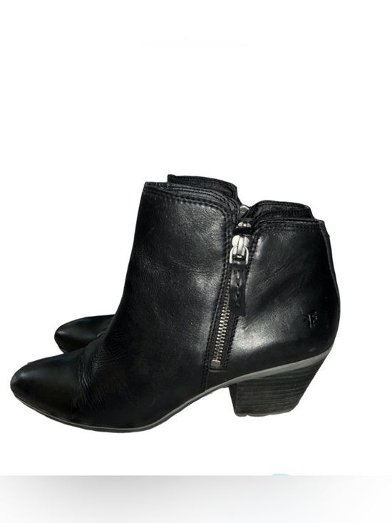 Frye Shoes - Frye Judith Black Leather Zip Ankle Booties 9.5